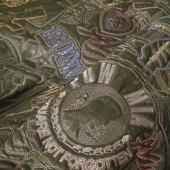 Men's Leather Jacket - Picture 4 of 4